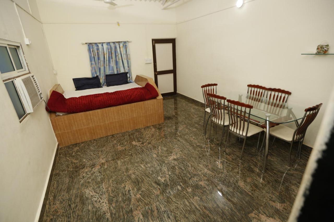 Ashoka Villa 3 Bhk มหาบาเลชวาร์ ภายนอก รูปภาพ